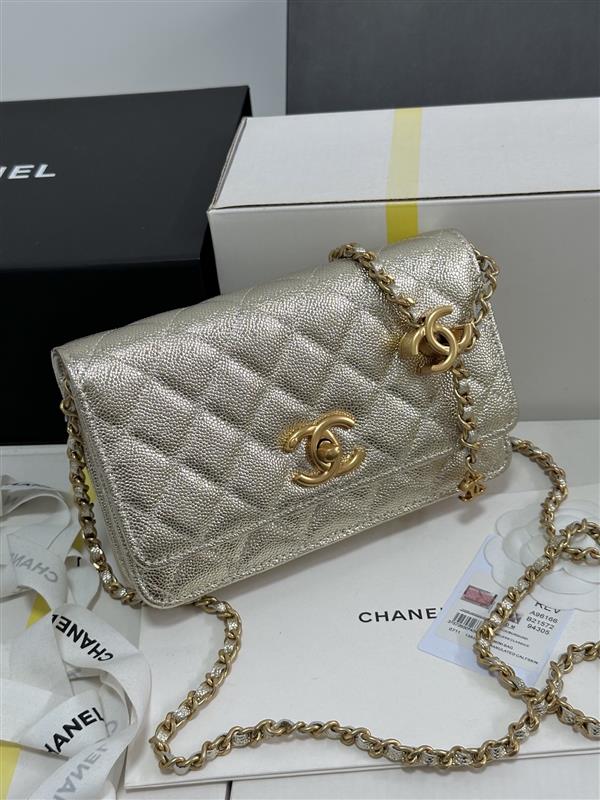 2026127205141767 700